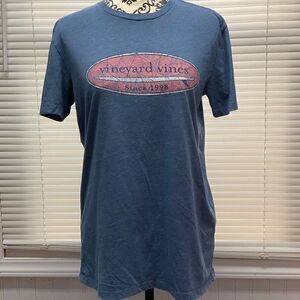 Vineyard Vines Short Sleeve Blue, White & Pinkish Island T-Shirt Size Small